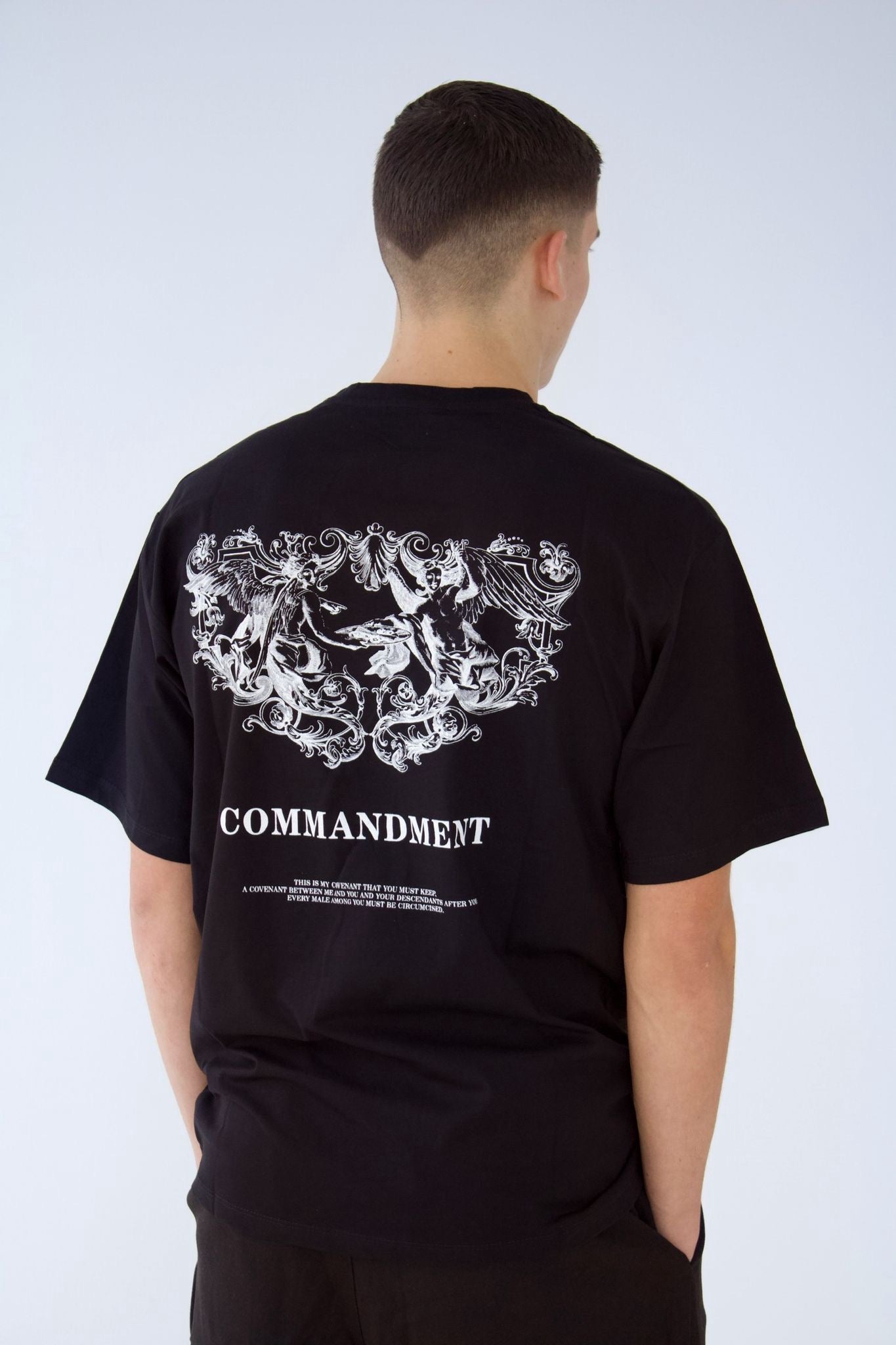 MAJICA COMMANDMENT ČRNA